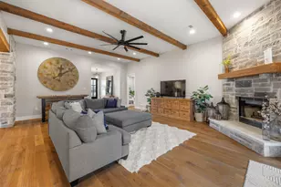 231 Hacienda Pl, Dripping Springs, TX 78620 - Photo 12