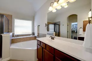 452 Monahans Dr, Georgetown, TX 78628 - Photo 14