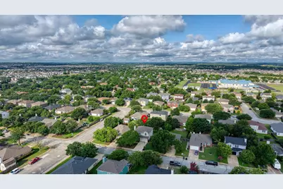 703 Sparkling Brook Lane, Leander, TX 78641 - Photo 6