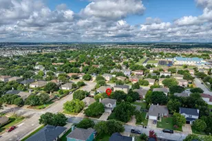 703 Sparkling Brook Ln, Leander, TX 78641 - Photo 6