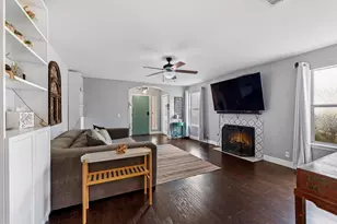 703 Sparkling Brook Ln, Leander, TX 78641 - Photo 10