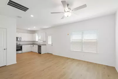 128 Desert Hare Drive, Jarrell, TX 76537 - Photo 2