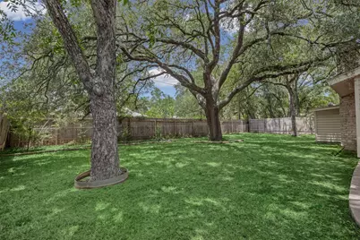 12902 Trailwood Road, Austin, TX 78727 - Photo 28