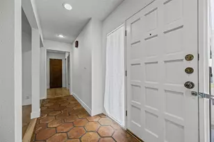 12902 Trailwood Rd, Austin, TX 78727 - Photo 4