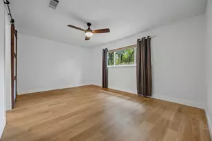 12902 Trailwood Rd, Austin, TX 78727 - Photo 16