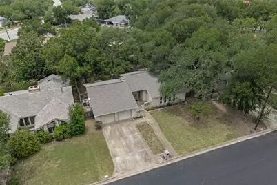 12902 Trailwood Road, Austin, TX 78727 - Photo 30