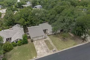 12902 Trailwood Rd, Austin, TX 78727 - Photo 30