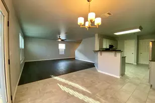 13205 Sea Biscuit Dr, Del Valle, TX 78617 - Photo 4
