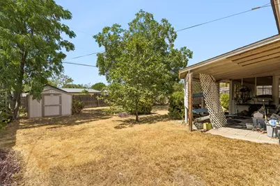 6904 Miranda Drive, Austin, TX 78752 - Photo 10