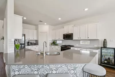 208 Locklin Drive, Liberty Hill, TX 78642 - Photo 4