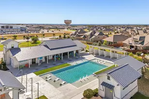 208 Locklin Dr, Liberty Hill, TX 78642 - Photo 20