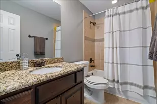 457 SANTALUZ Ln, Austin, TX 78732 - Photo 22