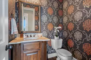 457 SANTALUZ Ln, Austin, TX 78732 - Photo 18