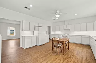 725 Co Rd 124, Georgetown, TX 78626 - Photo 18