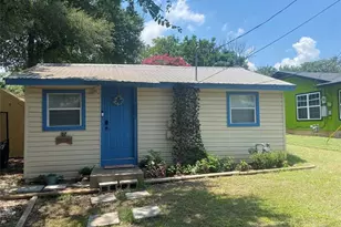 1007 Johnson St, Lockhart, TX 78644 - Photo 1
