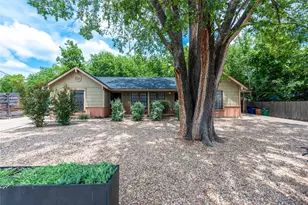 5006 Sara Dr, Austin, TX 78721 - Photo 4