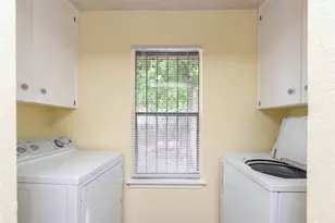 5006 Sara Dr, Austin, TX 78721 - Photo 10