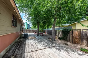 5006 Sara Dr, Austin, TX 78721 - Photo 18