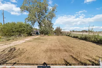 1113 N Old Highway 81, Kyle, TX 78640 - Photo 10