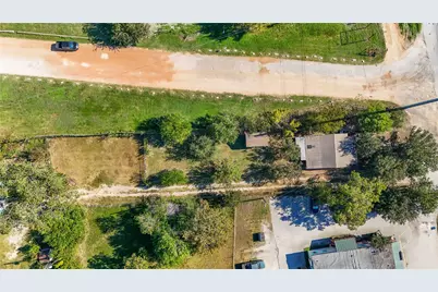 1113 N Old Highway 81, Kyle, TX 78640 - Photo 10