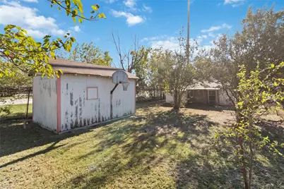 1113 N Old Highway 81, Kyle, TX 78640 - Photo 8