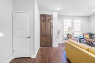 13800 Lyndhurst St, Austin, TX 78717 - Photo 2