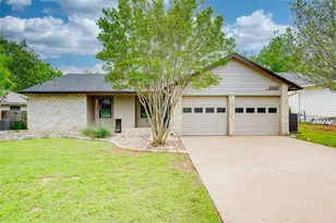 3907 Skipton Dr, Austin, TX 78727 - Photo 2
