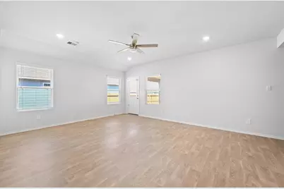 1806 Windsor Boulevard, Lockhart, TX 78644 - Photo 12