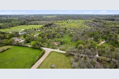 266 Beaver Road, Elgin, TX 78621 - Photo 2