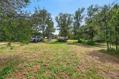266 Beaver Road, Elgin, TX 78621 - Photo 22