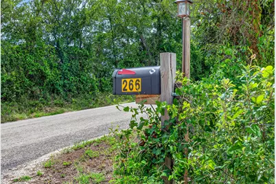 266 Beaver Road, Elgin, TX 78621 - Photo 4