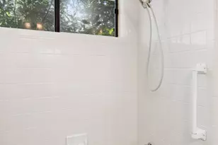 11905 Misty Brook Dr, Austin, TX 78727 - Photo 24