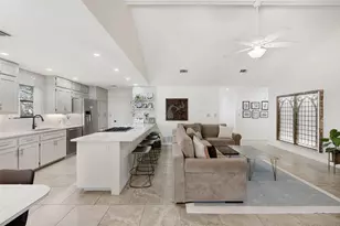 11905 Misty Brook Dr, Austin, TX 78727 - Photo 10