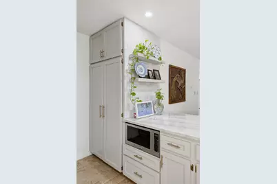 11905 Misty Brook Drive, Austin, TX 78727 - Photo 16