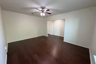 11617 Murron Dr, Austin, TX 78754 - Photo 4