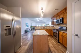 1302 Newbury St, Georgetown, TX 78626 - Photo 6