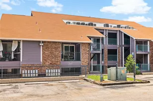 1840 Burton Dr, Austin, TX 78741 - Photo 2