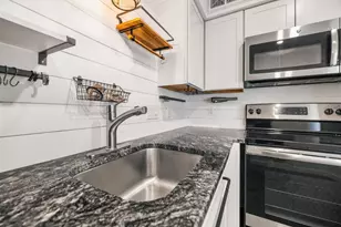 1840 Burton Dr, Austin, TX 78741 - Photo 12