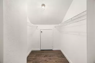 1840 Burton Dr, Austin, TX 78741 - Photo 22