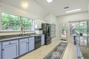 206 Gann St, Georgetown, TX 78626 - Photo 8