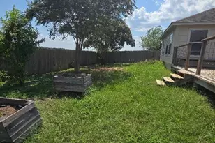 231 Winter St, Kyle, TX 78640 - Photo 30