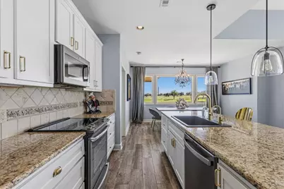 2001 Kahala Sunset Drive, Spicewood, TX 78669 - Photo 14