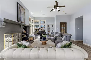 2001 Kahala Sunset Dr, Spicewood, TX 78669 - Photo 4