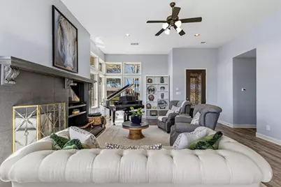 2001 Kahala Sunset Drive, Spicewood, TX 78669 - Photo 4