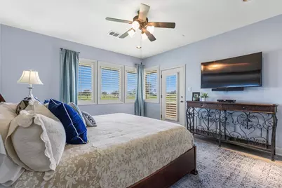 2001 Kahala Sunset Drive, Spicewood, TX 78669 - Photo 18