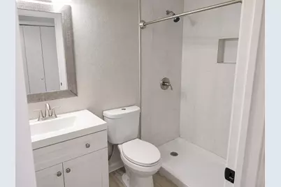 5610 Tallow Tree Drive, Austin, TX 78744 - Photo 20