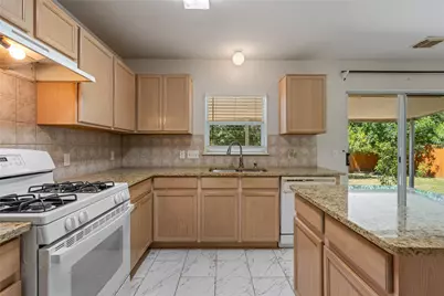 14716 Lantern Lane, Pflugerville, TX 78660 - Photo 8