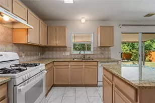 14716 Lantern Ln, Pflugerville, TX 78660 - Photo 8
