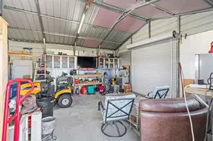 1024 Apache Trl, Rockdale, TX 76567 - Photo 32