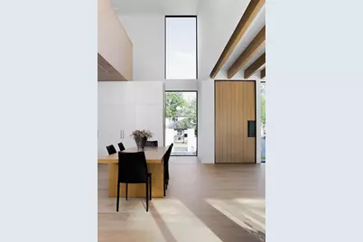 2106 Matthews Drive, Austin, TX 78703 - Photo 6